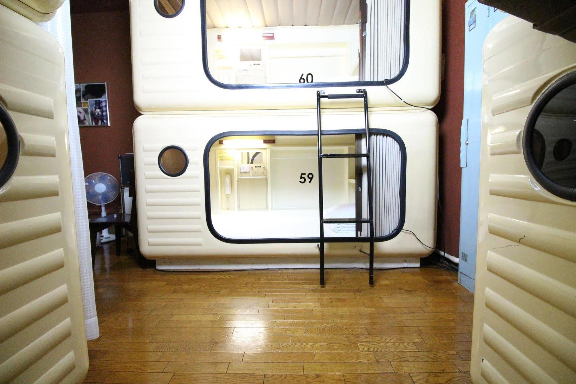 Capsule Hotel Shonan Фуджисава Екстериор снимка