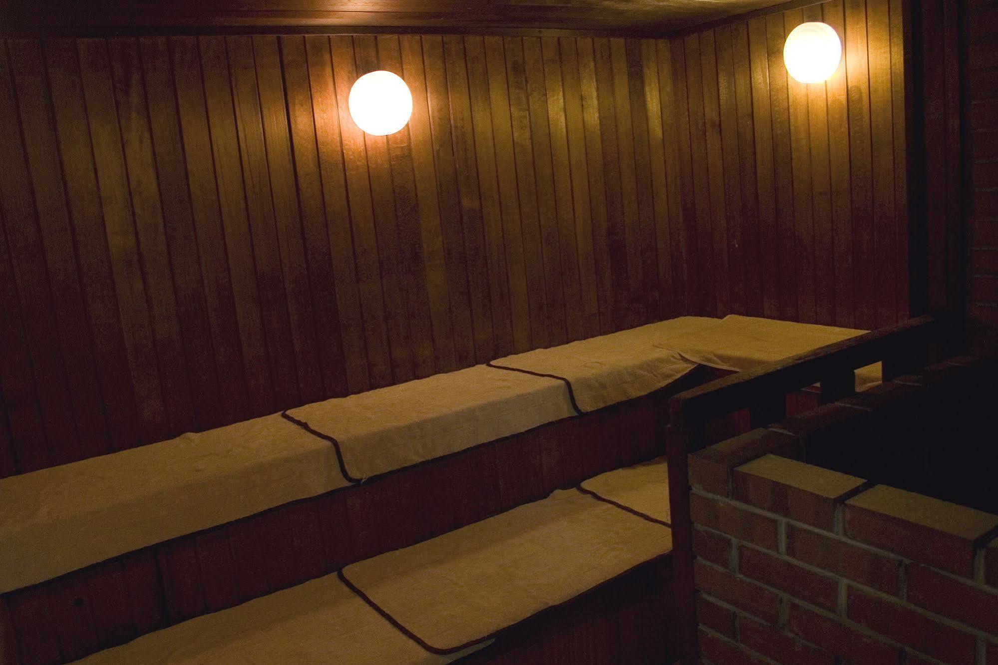 Capsule Hotel Shonan Фуджисава Екстериор снимка